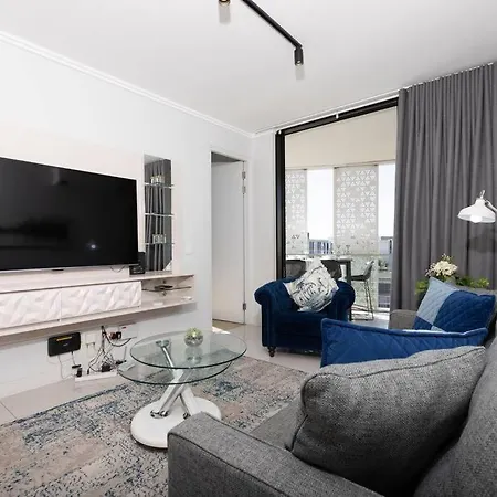 The Executive Apartment In Ellipse Waterfall City Midrand Exterior photo
