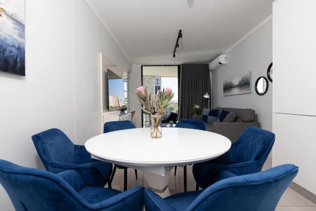 The Executive In Ellipse Waterfall Apartment Midrand