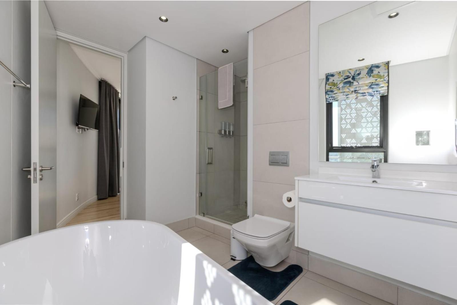 The Executive In Ellipse Waterfall * Midrand